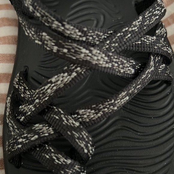 Chaco ZVOLV X2 Sandals sz 8 - Picture 5 of 5